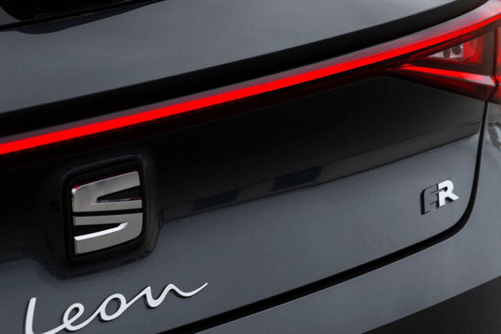 SEAT Leon - Content 1